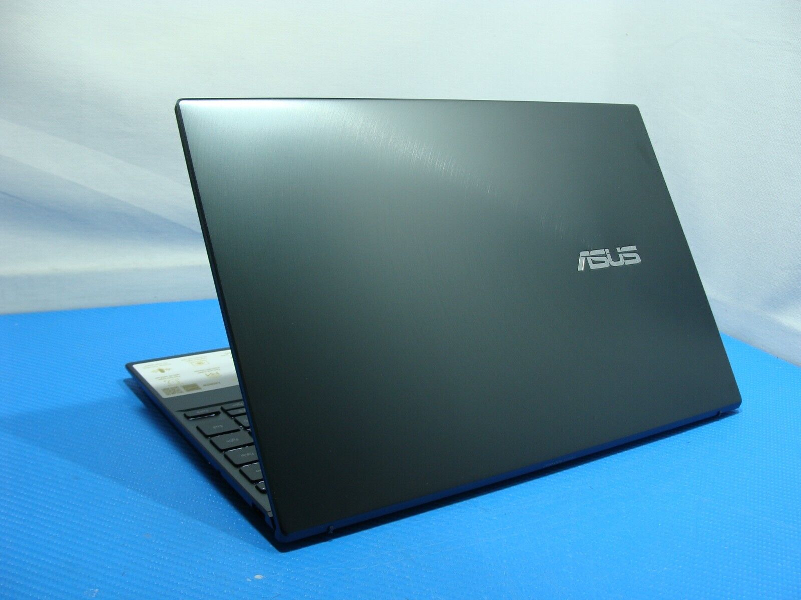 NEW! ASUS ZenBook 14 UM425QA-EH51 14