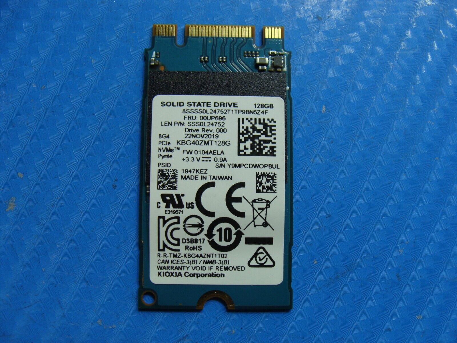 Lenovo T490 Kioxia 128GB NVMe M.2 SSD Solid State Drive KBG40ZMT128G 00UP696