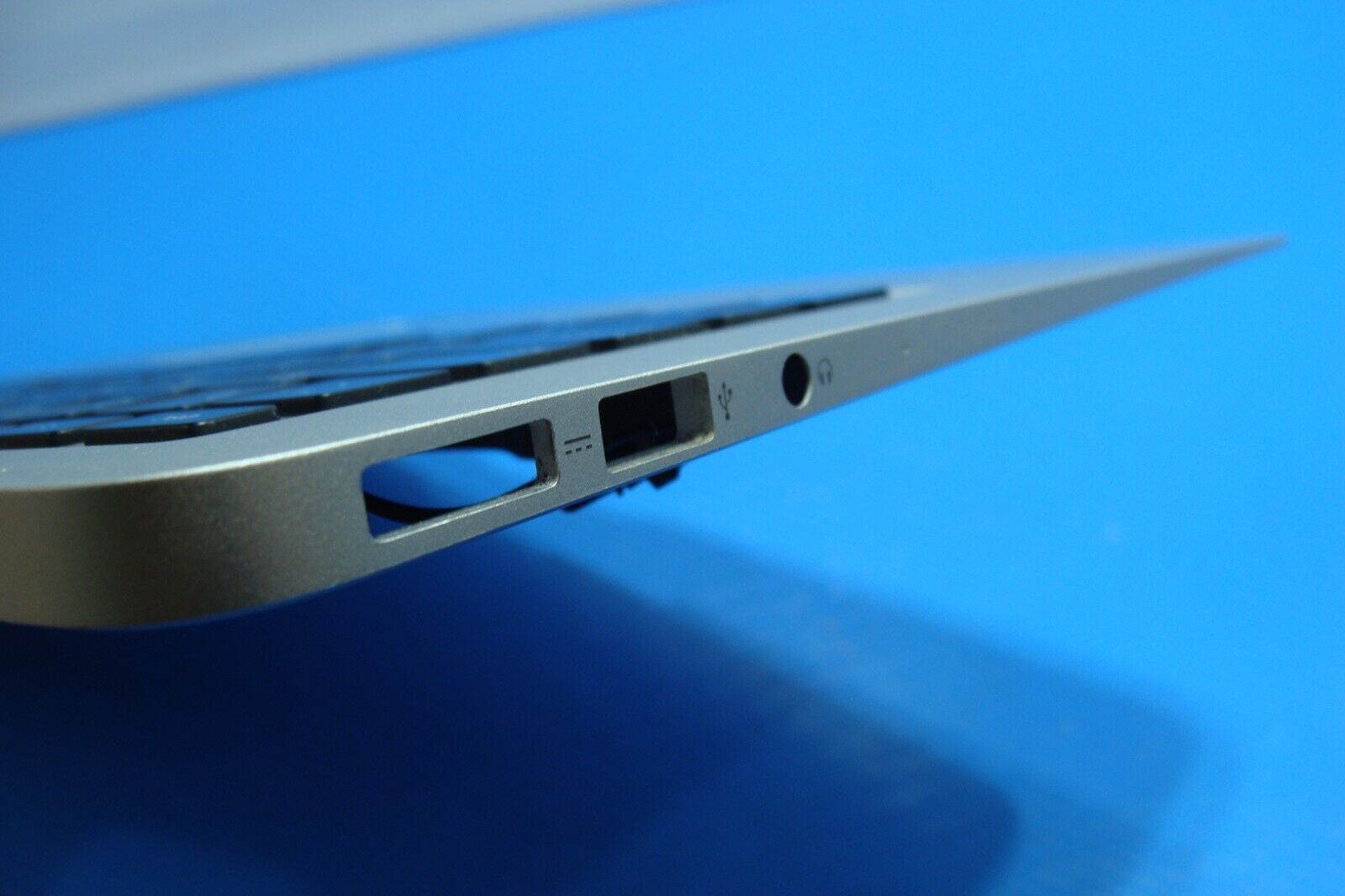 MacBook Air A1466 2015 MJVE2LL/A 13