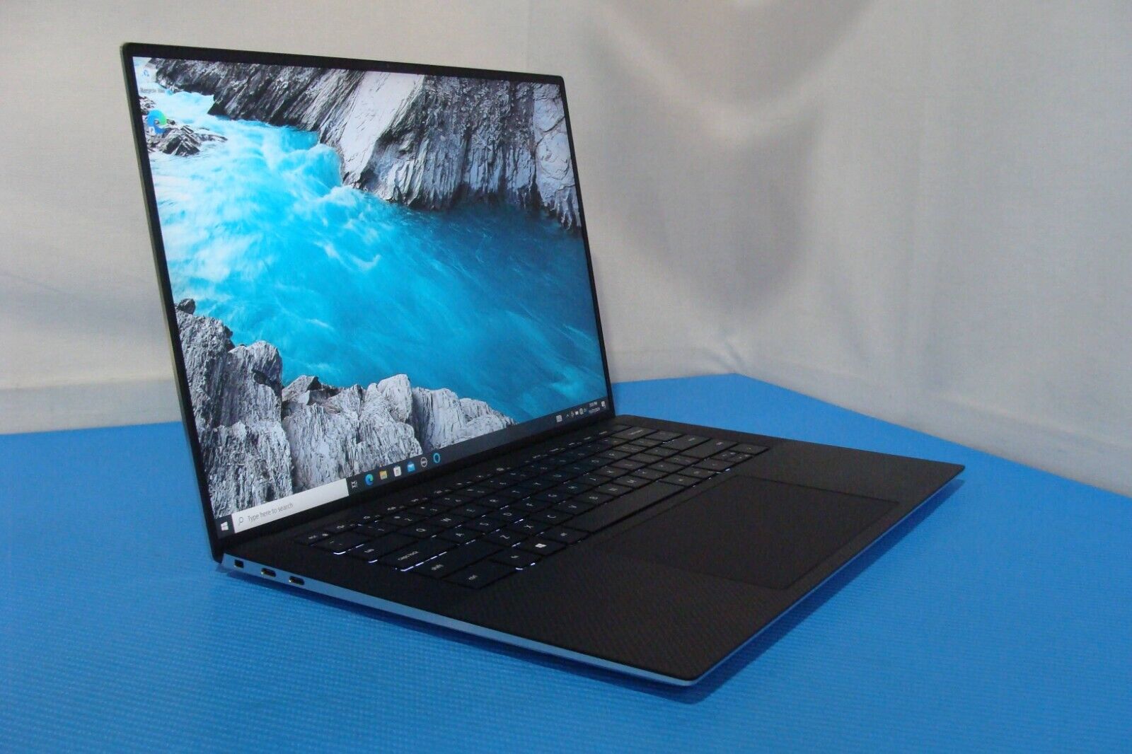 Dell XPS 15 9510 15.6