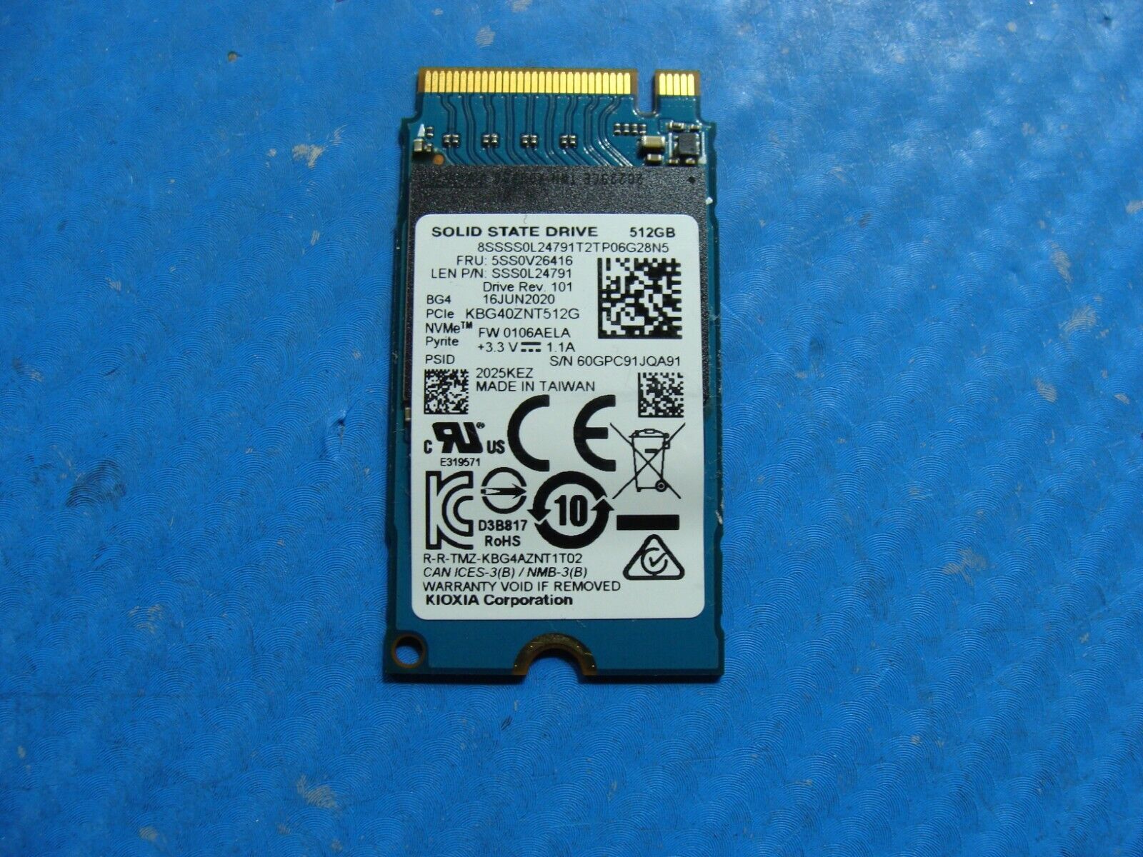 Lenovo E14 Kioxia 512GB NVMe M.2 SSD Solid State Drive KBG40ZNT512G 5SS0V26416