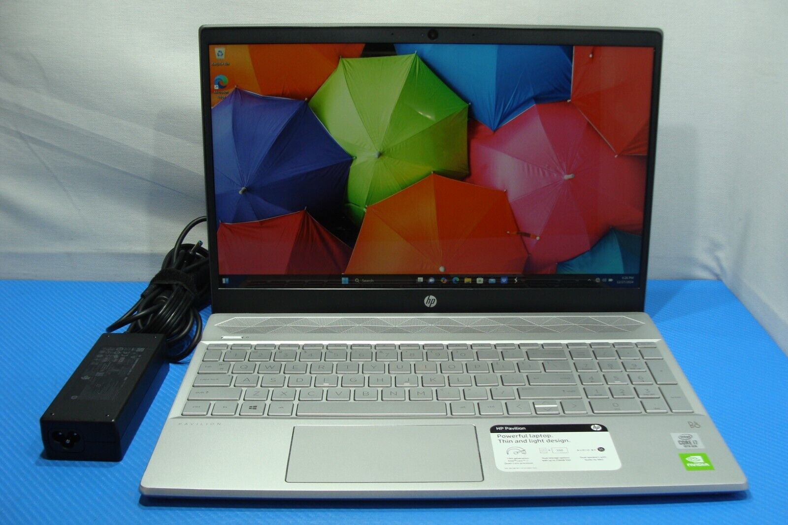 HP Pavilion 15-cs3075cl 15.6