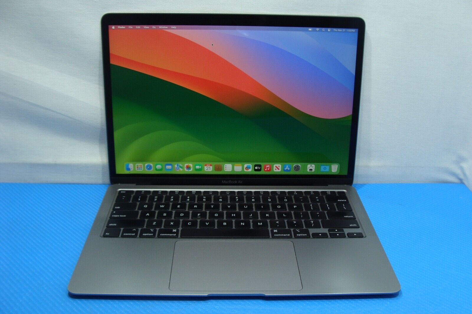 Apple MacBook Air 13