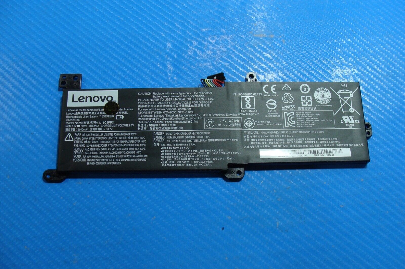 Lenovo IdeaPad S145-15AST 15.6