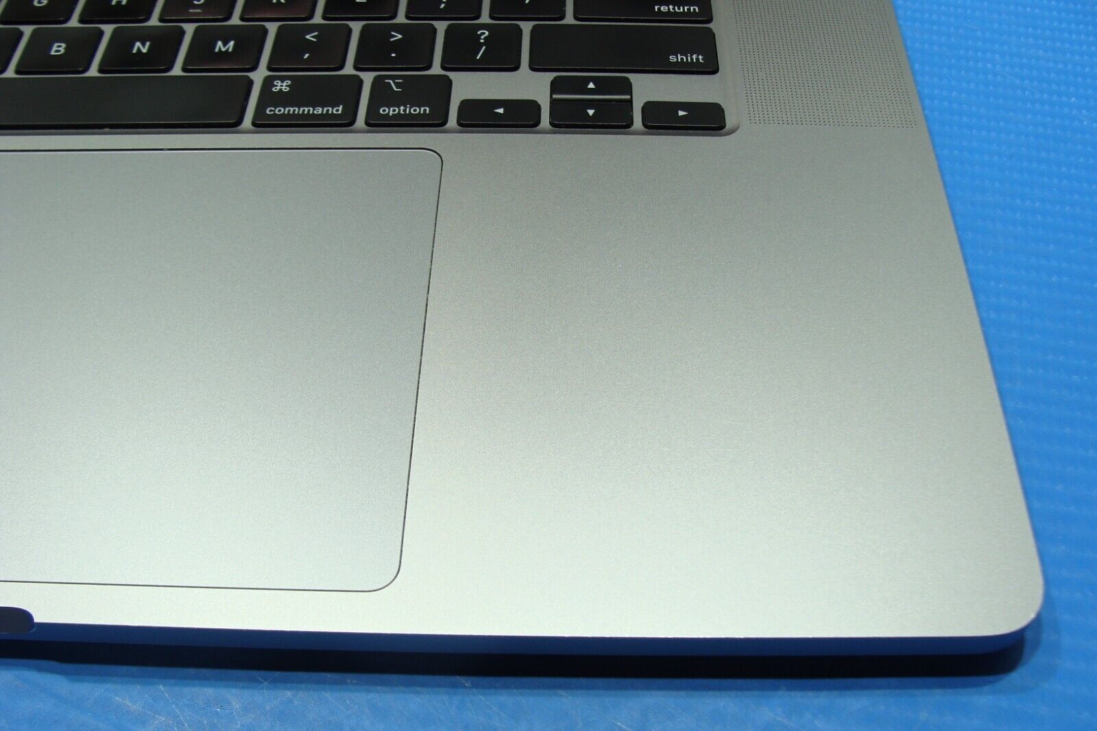 Apple MacBook Pro A2141 16