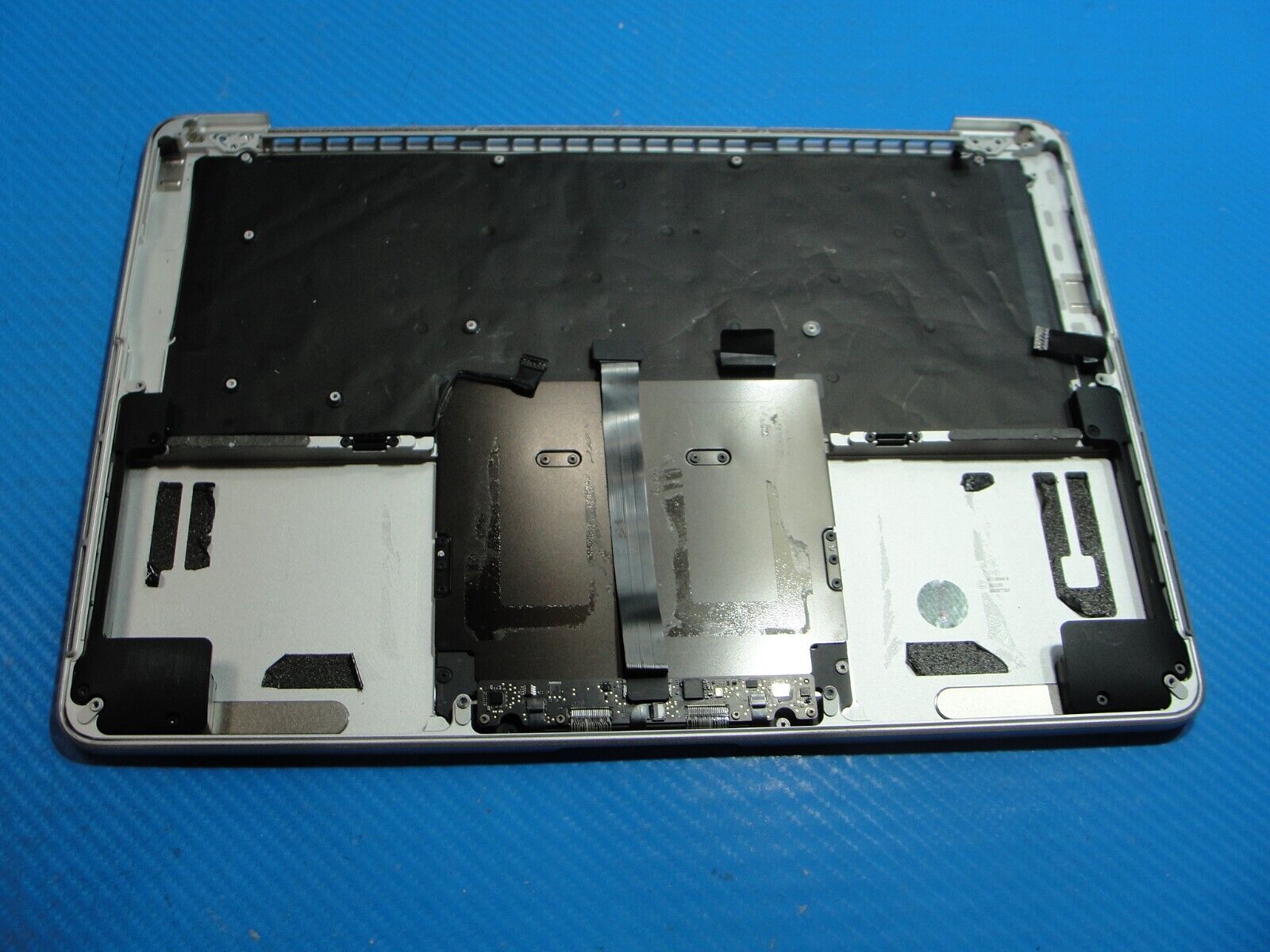 MacBook Pro 13” A1502 Early 2015 MF839LL MF840LL Top Case NO Battery 661-02361