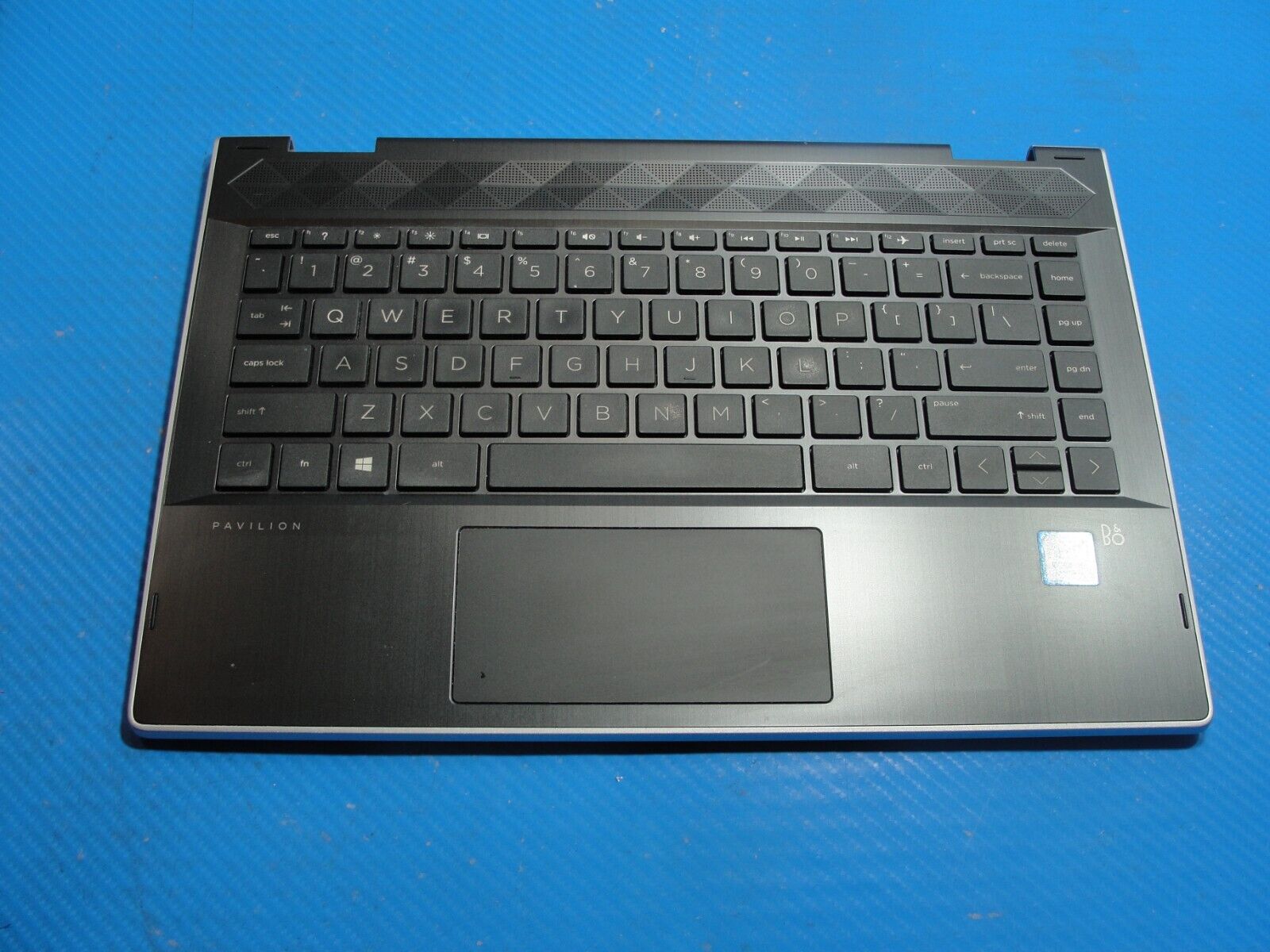 HP Pavilion x360 14-cd1075nr 14