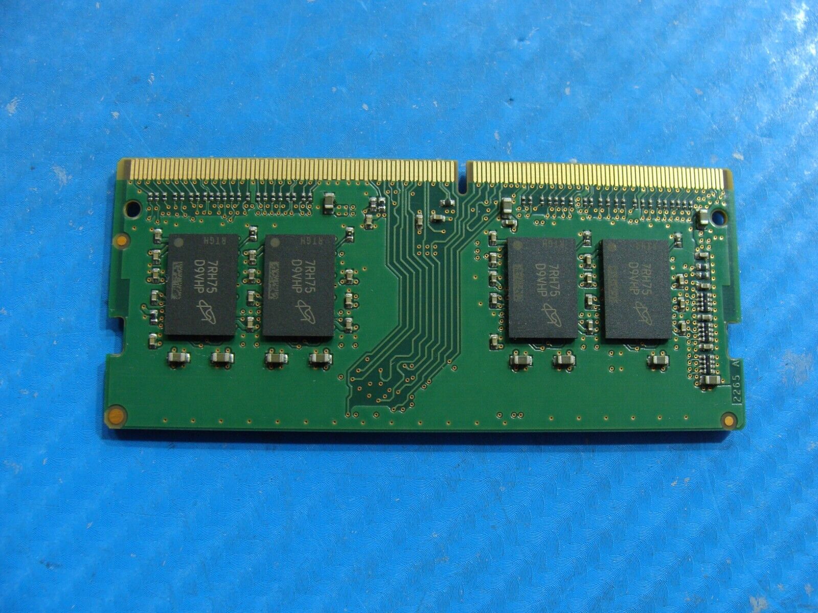 Dell 5580 Micron 8GB 1Rx8 PC4-2400T Memory RAM SO-DIMM MTA8ATF1G64HZ-2G3H1