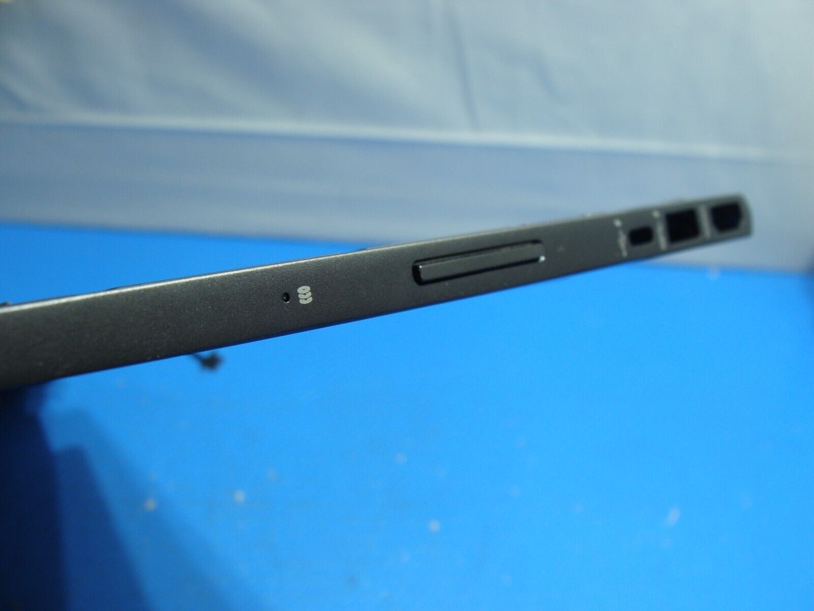 HP Envy 15-cp0053cl 15.6