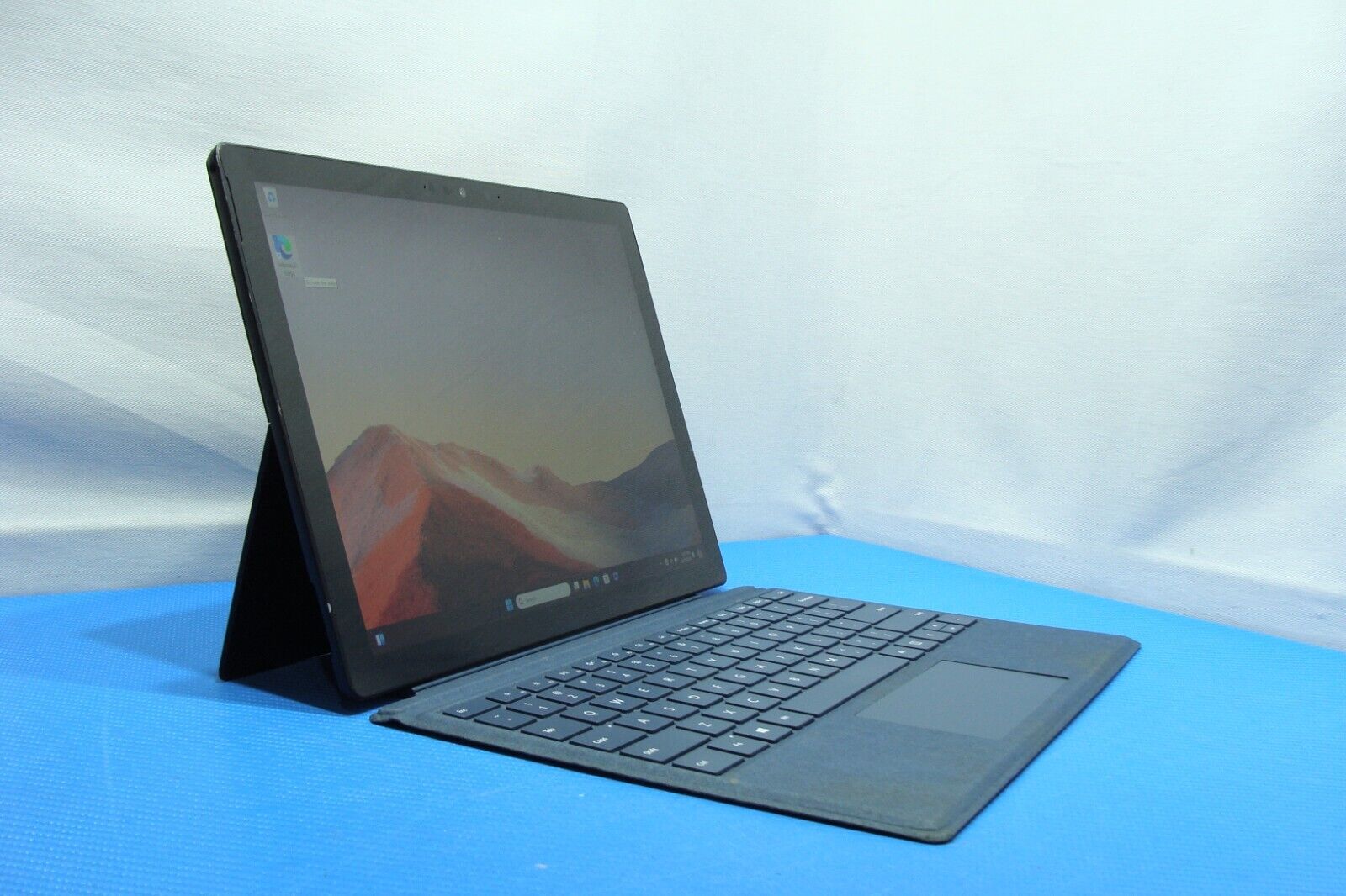 Microsoft Surface Pro 7 1866 12.3