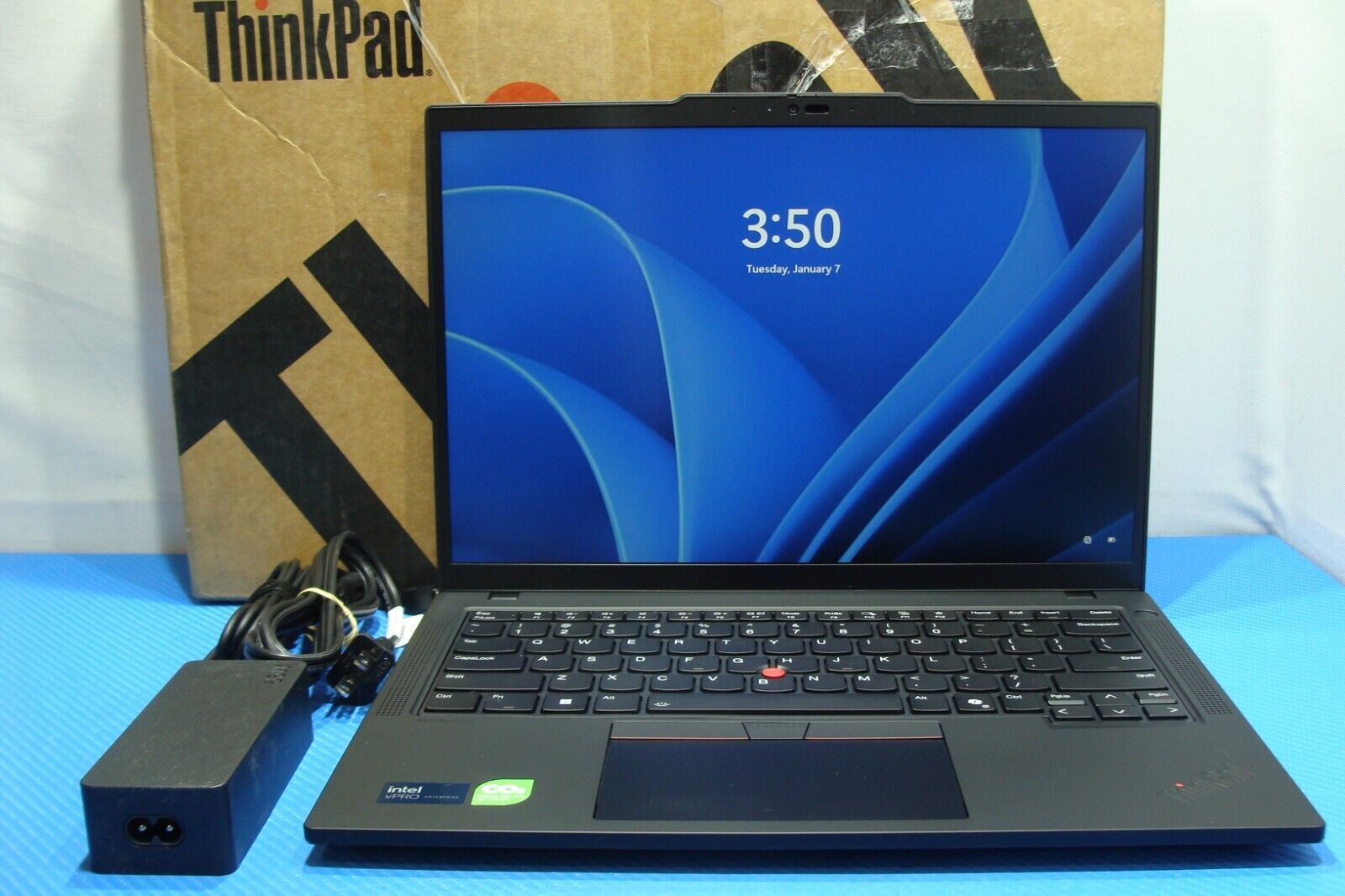 NEW! Lenovo Thinkpad T14 Gen 5 14