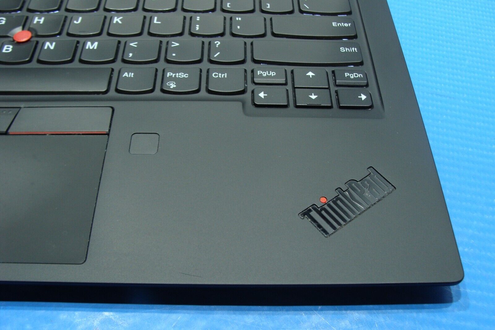 Lenovo ThinkPad X1 Carbon Gen 8 14