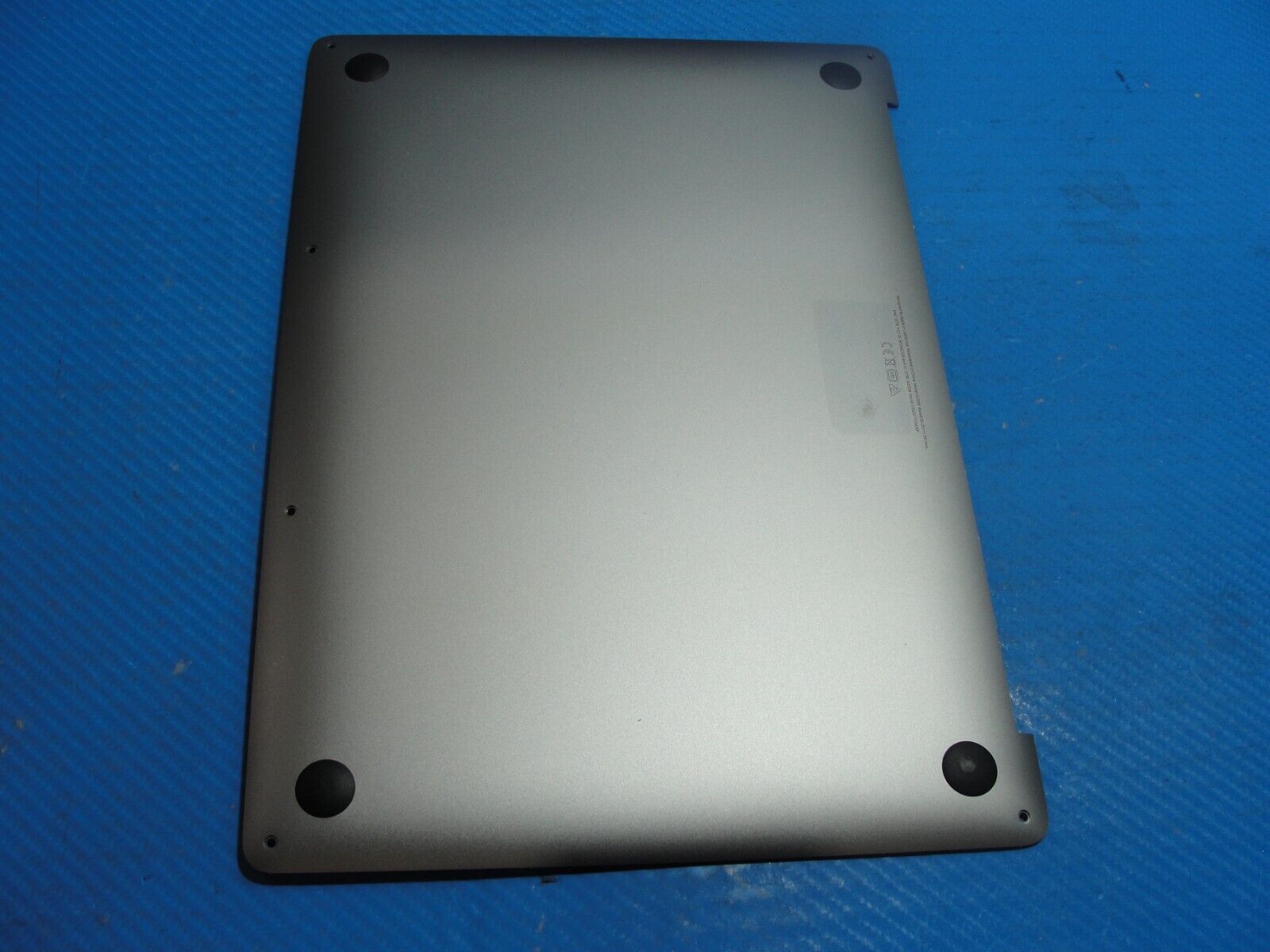 MacBook Pro A2338 13