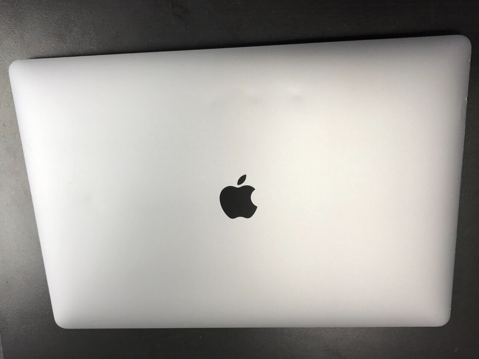 2019 Apple MacBook Pro 16 A2141 Core i7-9 Pro 5500M Powerful  32GB RAM 1TB SSD