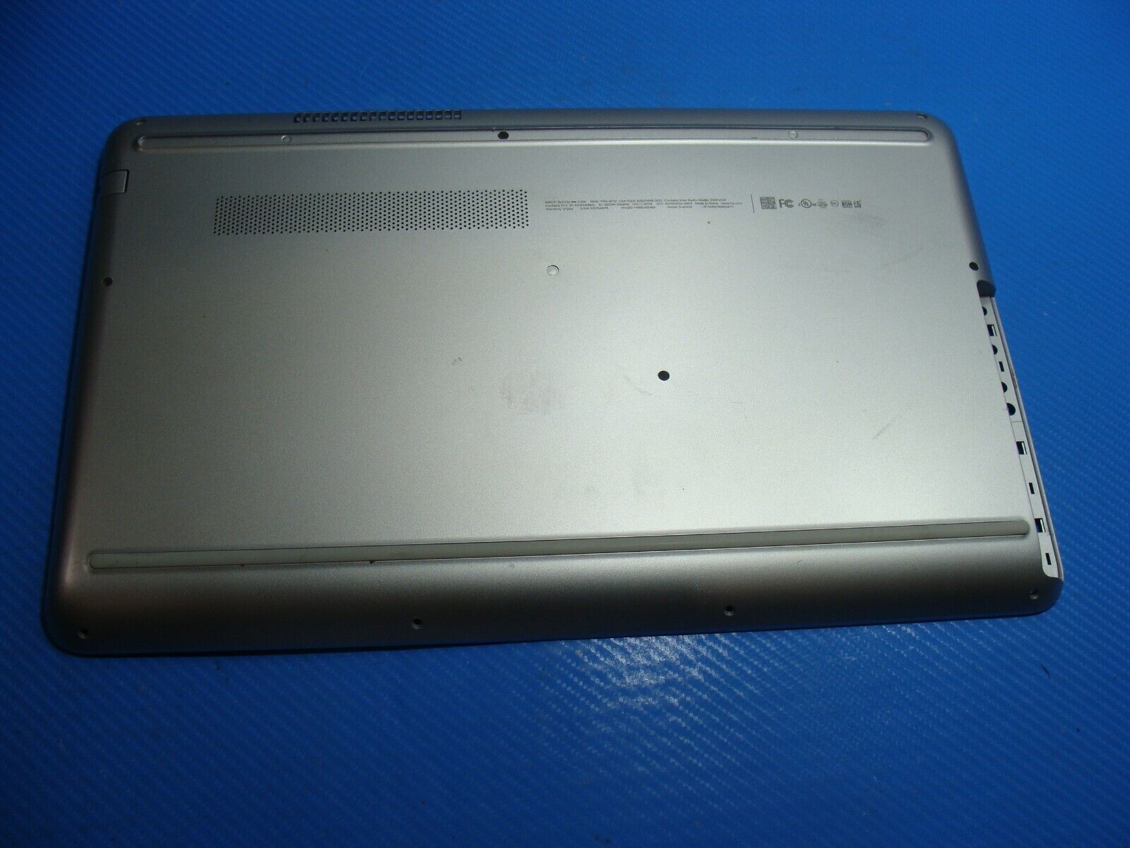 HP Pavilion 15.6” 15-au123cl Genuine Laptop Bottom Case Silver EAG34003070