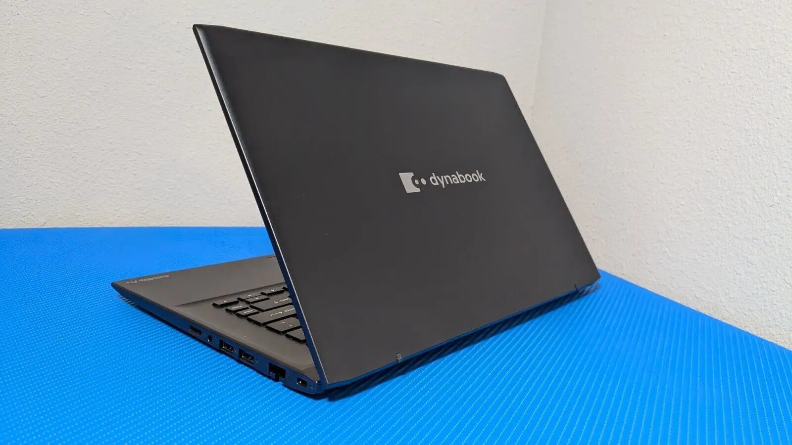 DynaBook Satellite Pro C40-K Celeron 7305 1.1Ghz 4GB 128GB WRTY2025 Win 10 Pro