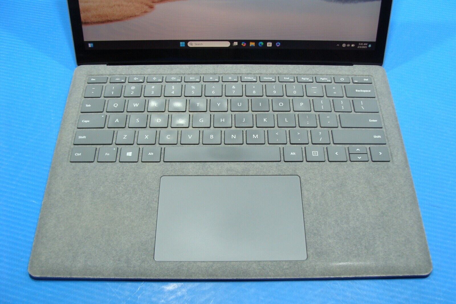 Microsoft Surface Laptop 4 1958 13.5