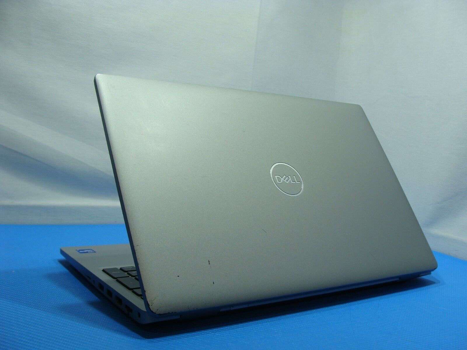 Dell Latitude 5520 Laptop 15.6