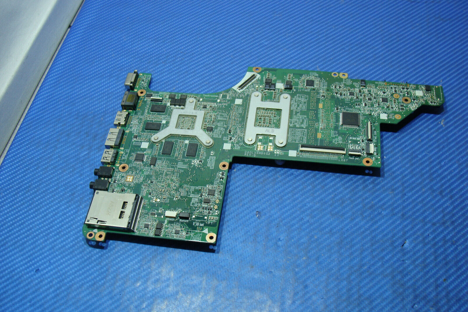 HP DV7t-4000 17.3