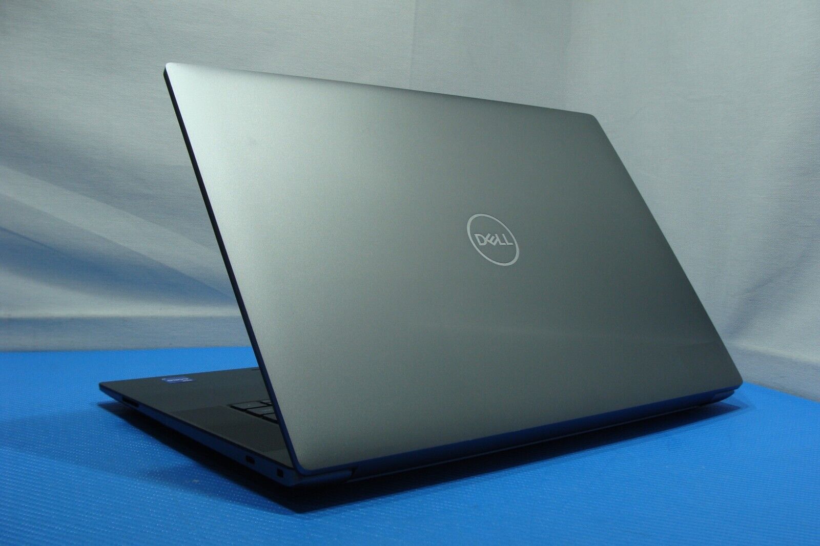 Dell Precision 5680 16