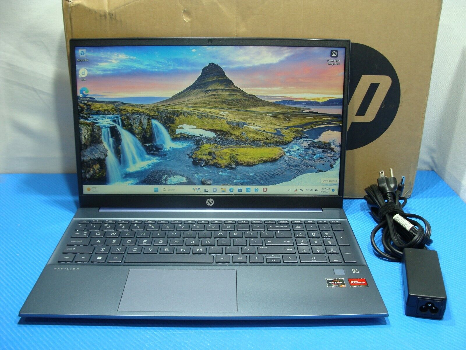 HP Pavilion 15z-eh200 15.6