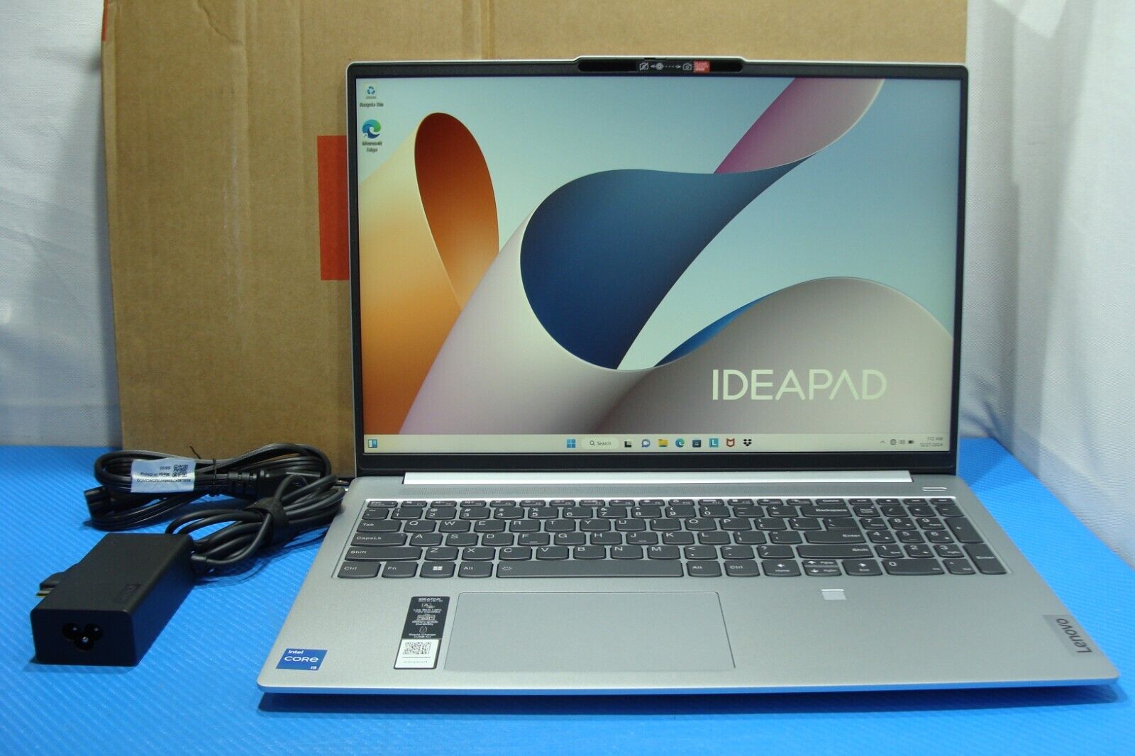 Lenovo IdeaPad Slim 5 16IRL8 16