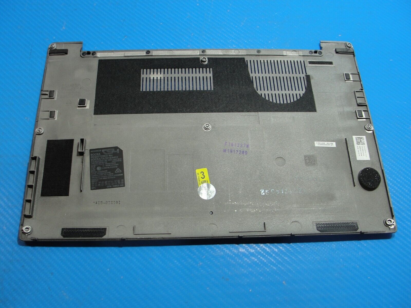 Dell Latitude 14” 7400 Genuine Laptop Bottom Case Base Cover V7RY8