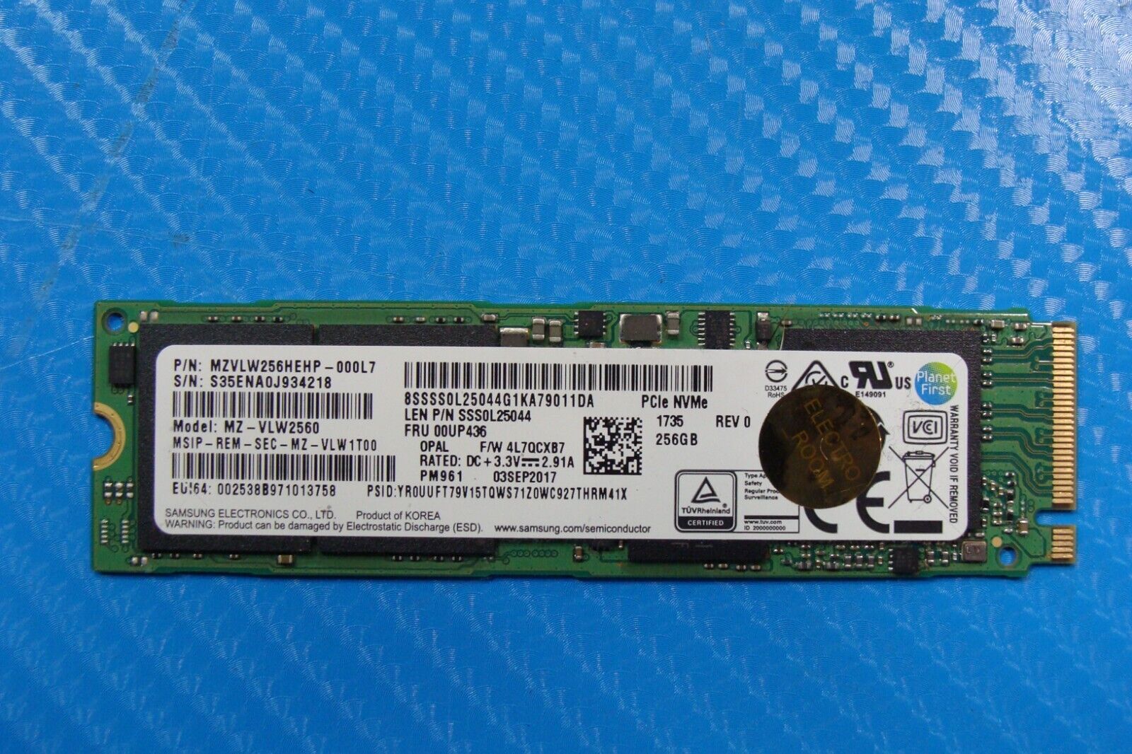 Lenovo Yoga 370 Samsung 256GB NVMe M.2 SSD Solid State Drive MZVLW256HEHP-000L7