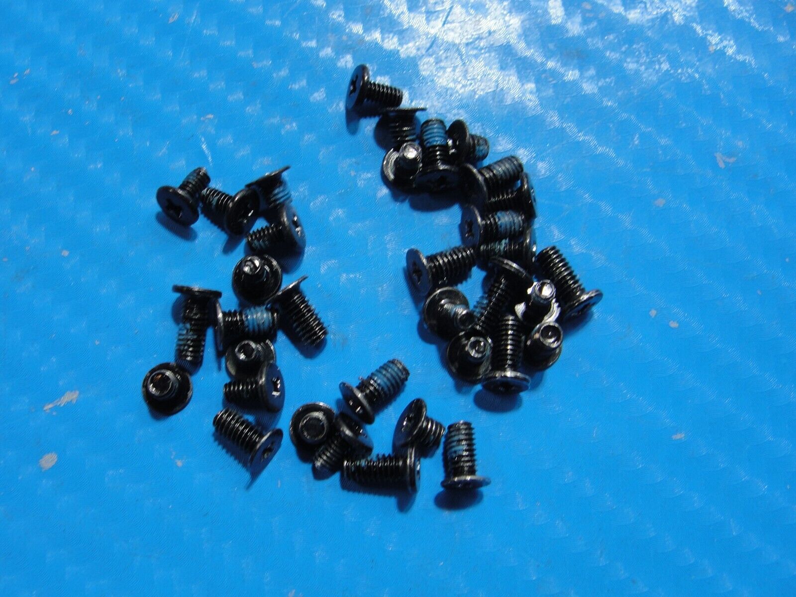 MSI 15.6” GS63 Stealth 8RE Genuine Laptop Screw Set Screws for Repair ScrewSet