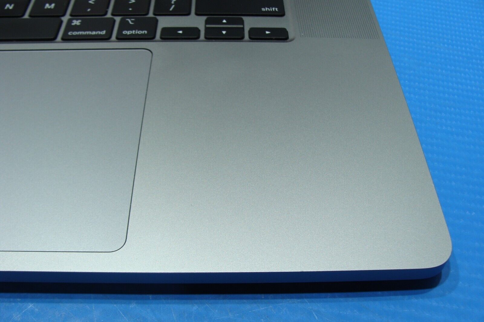 Apple MacBook Pro A2141 16