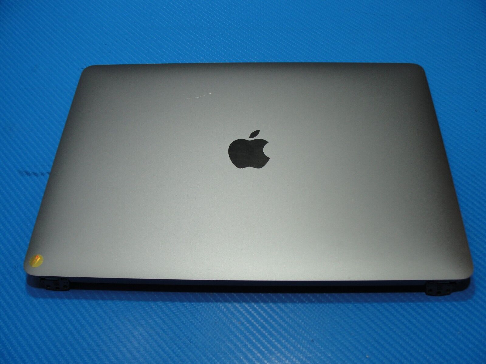 MacBook Pro A2251 13