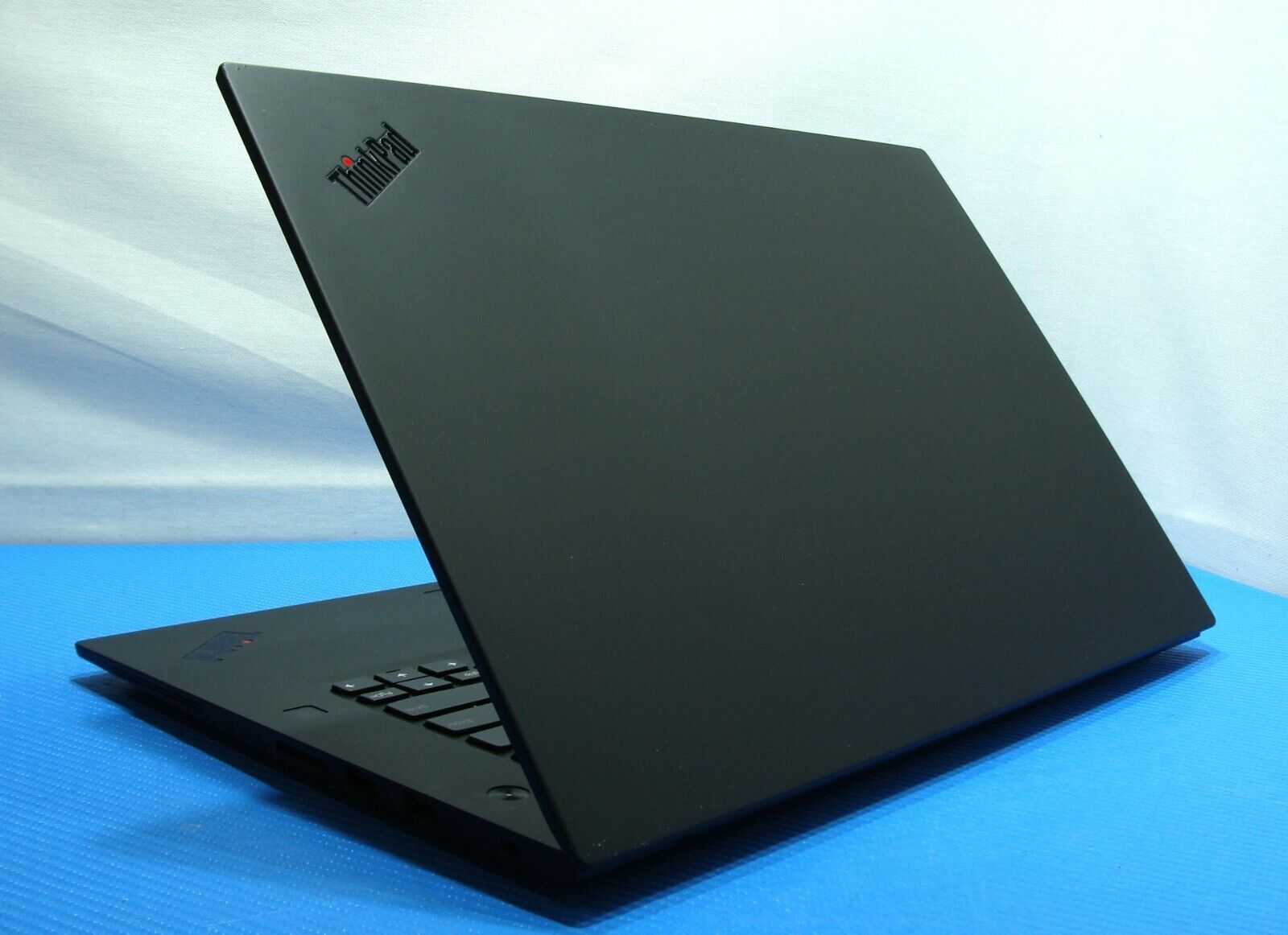 Lenovo ThinkPad P1 Gen 2 15.6