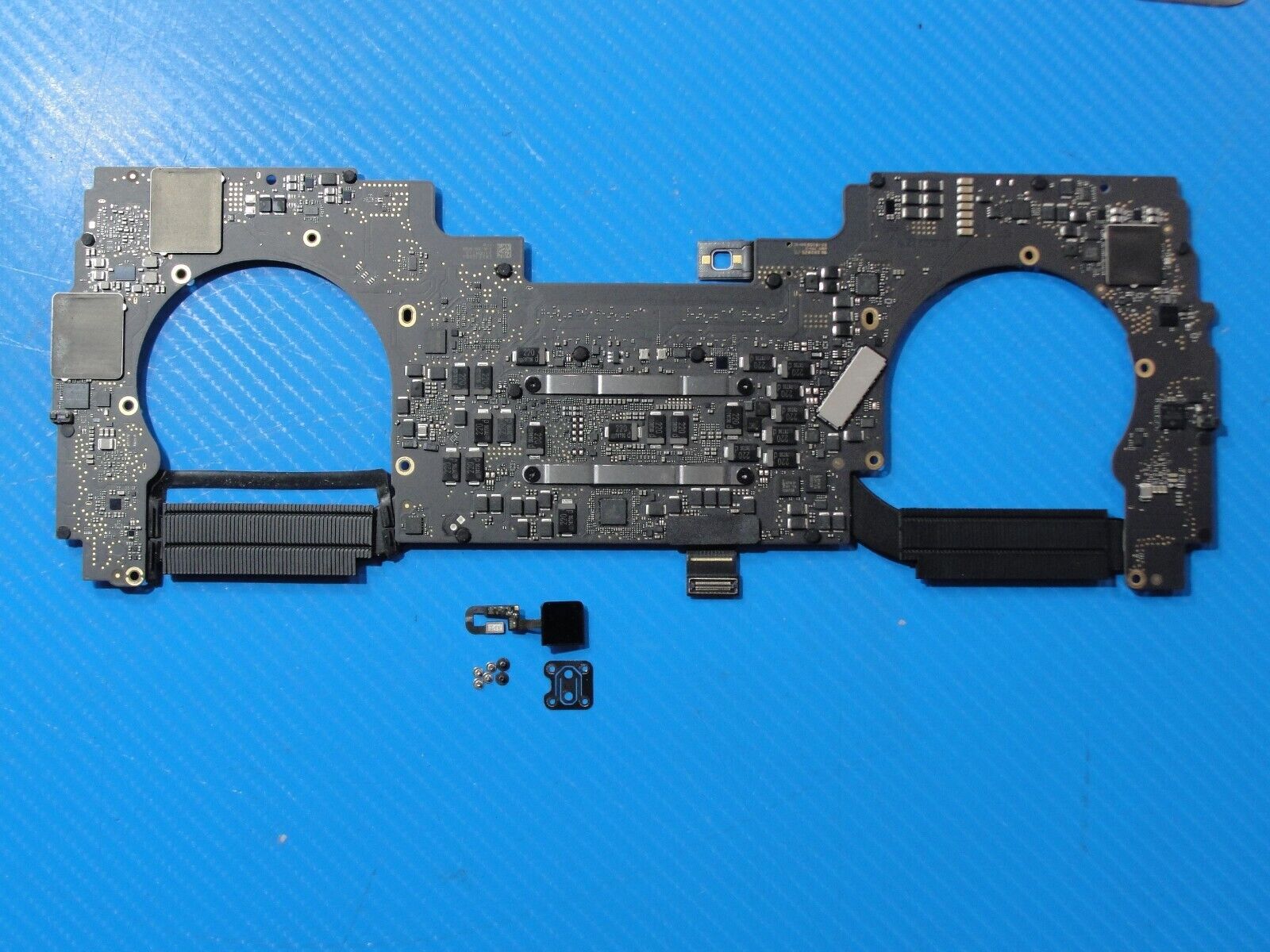 MacBook Pro A1706 13 2017 MPXV2LL i5-7267U 3.1/8/256 Logic Board 661-07648 AS IS