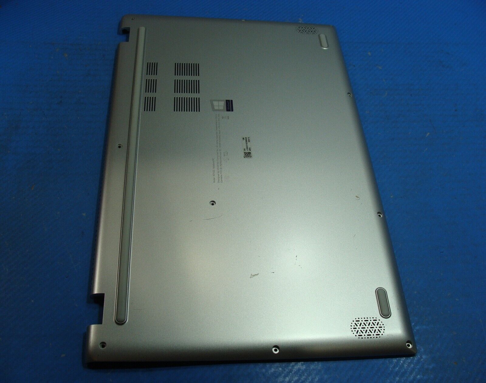 Asus VivoBook M712D 17.3