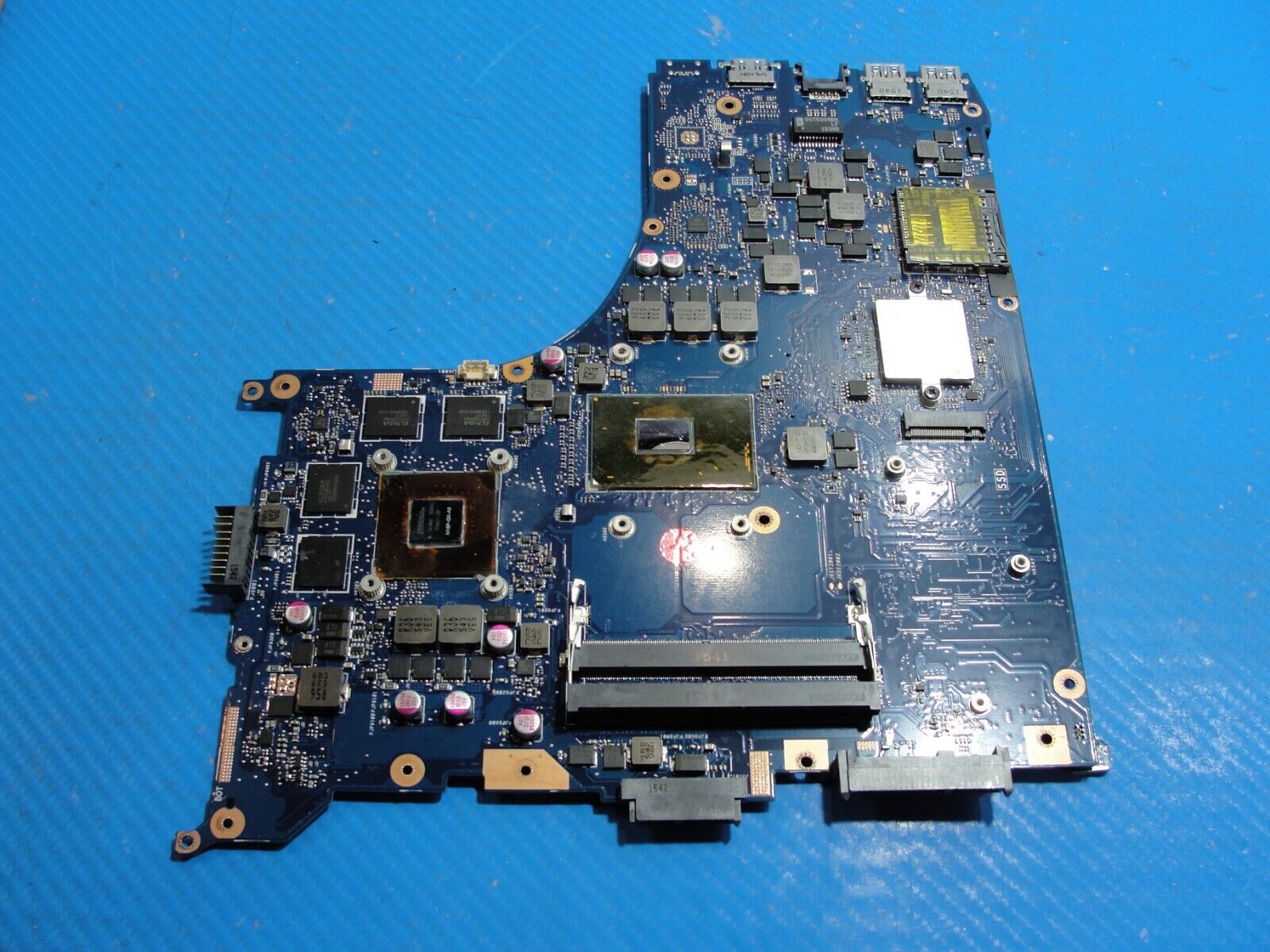 Asus GL552VW-DH71 15.6