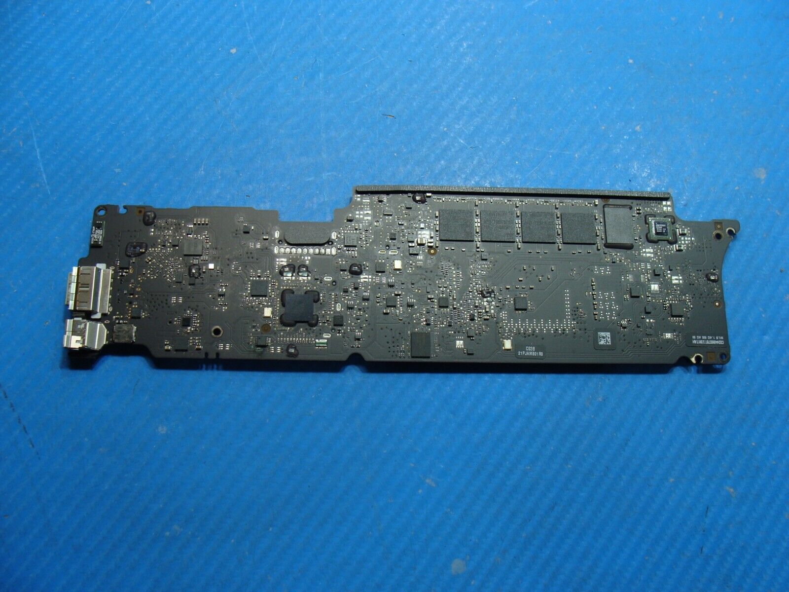 Macbook Air A1465 2014 MD711LL/B 11