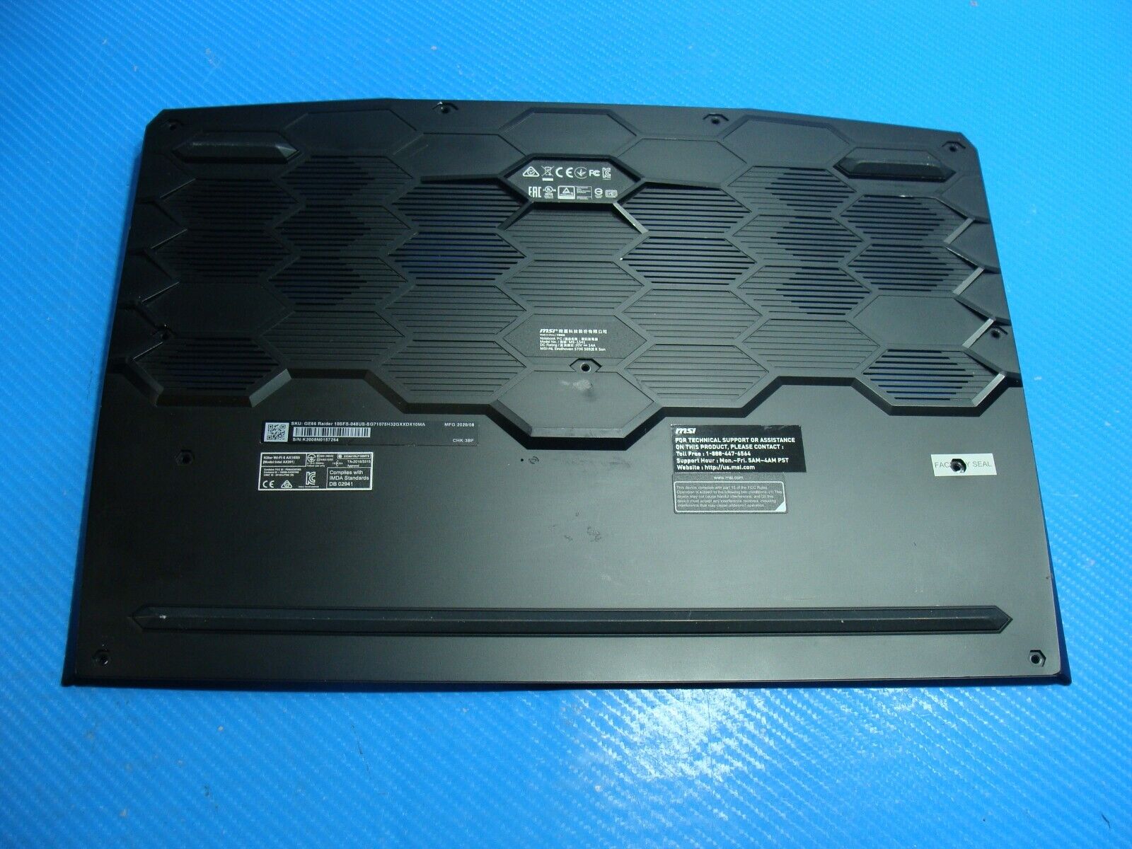 MSI GE66 Raider 10SFS 15.6