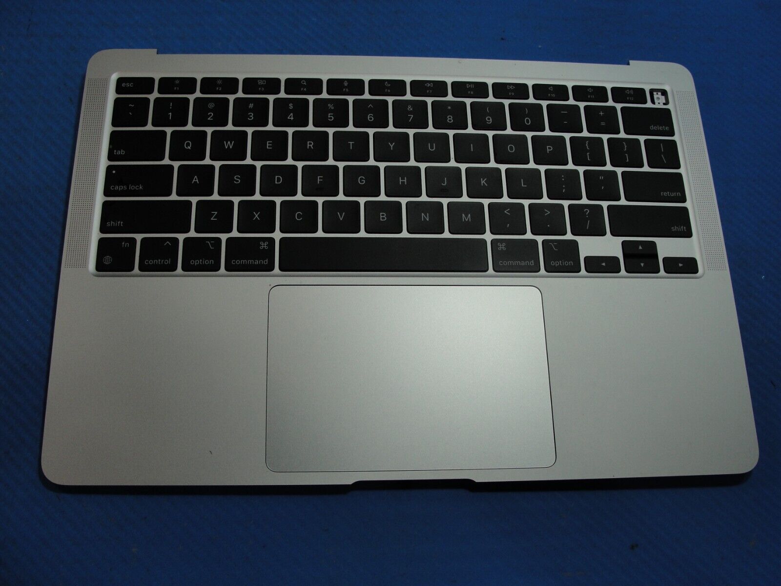 MacBook Air A2337 13