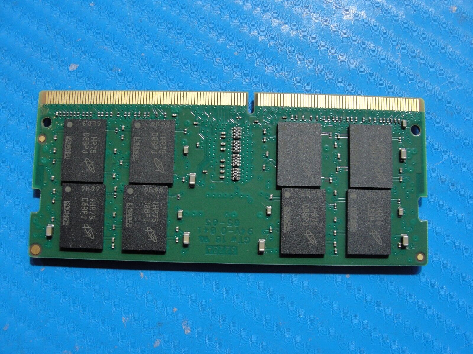 Dell 7400 Crucial 16GB DDR4-2666 SO-DIMM Memory RAM CT16G4SFRA266.M16FRS