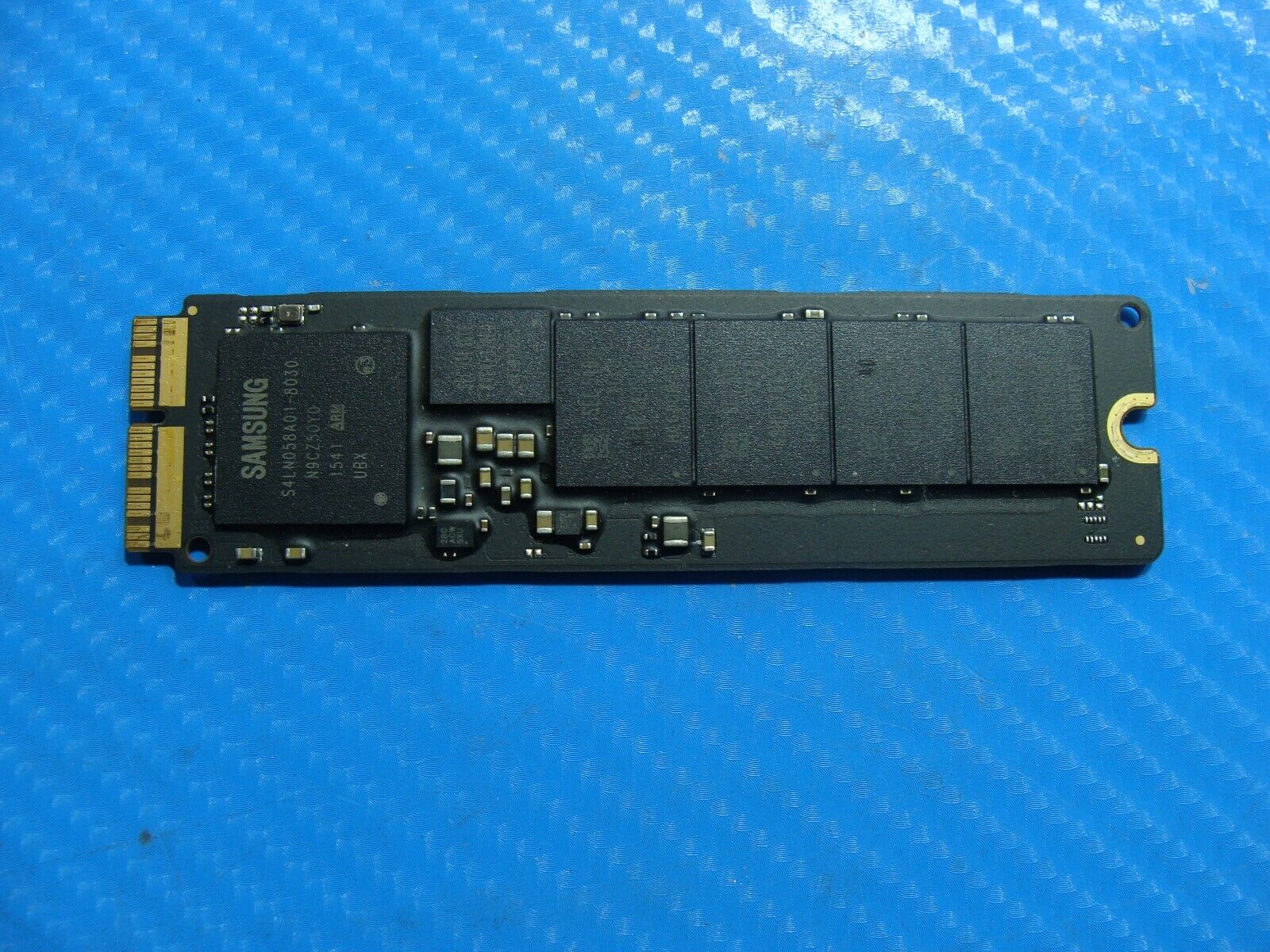 MacBook Air A1466 Samsung 256GB SSD Solid State Drive MZ-JPV256R/0A2 655-1858J