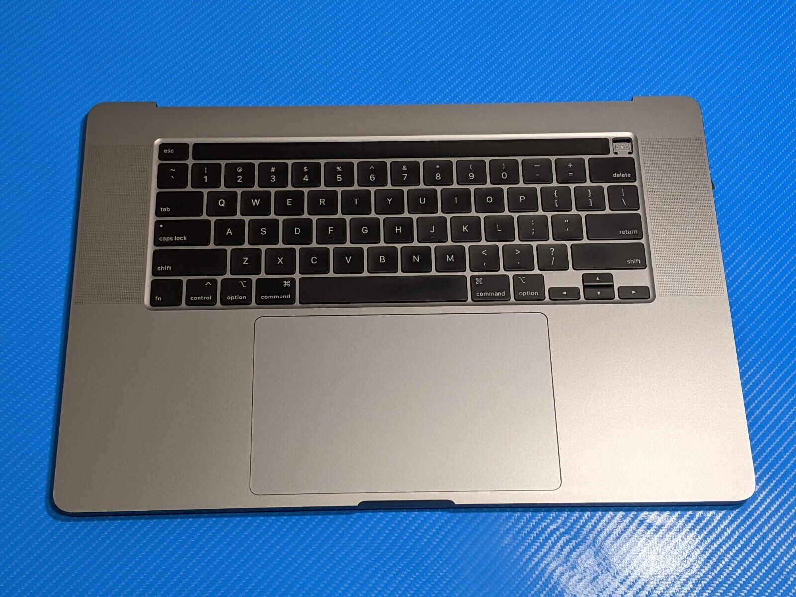 MacBook Pro 16