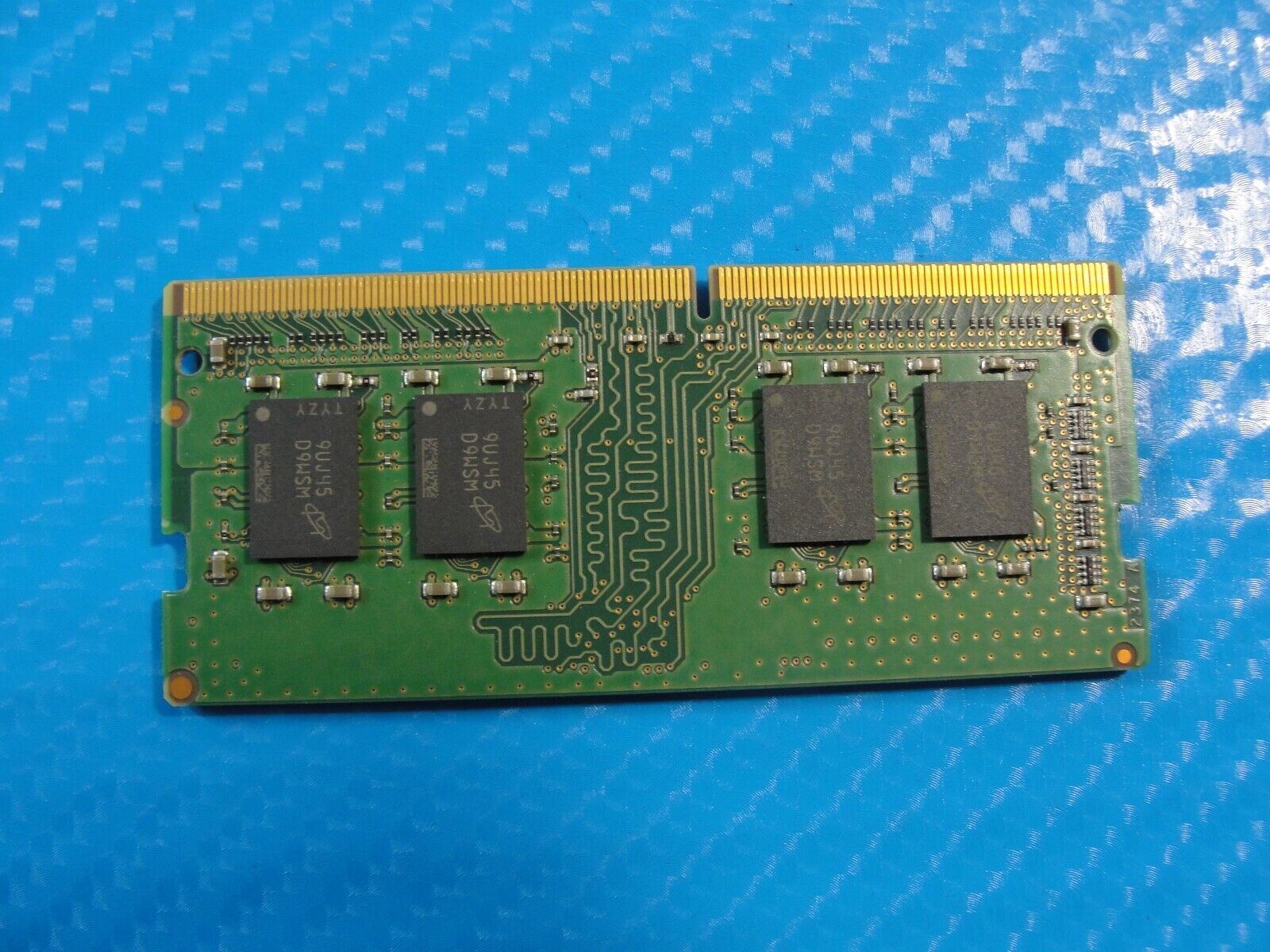 Dell 5401 Micron 8GB 1Rx8 PC4-2666V Memory RAM SO-DIMM MTA8ATF1G64HZ-2G6J1