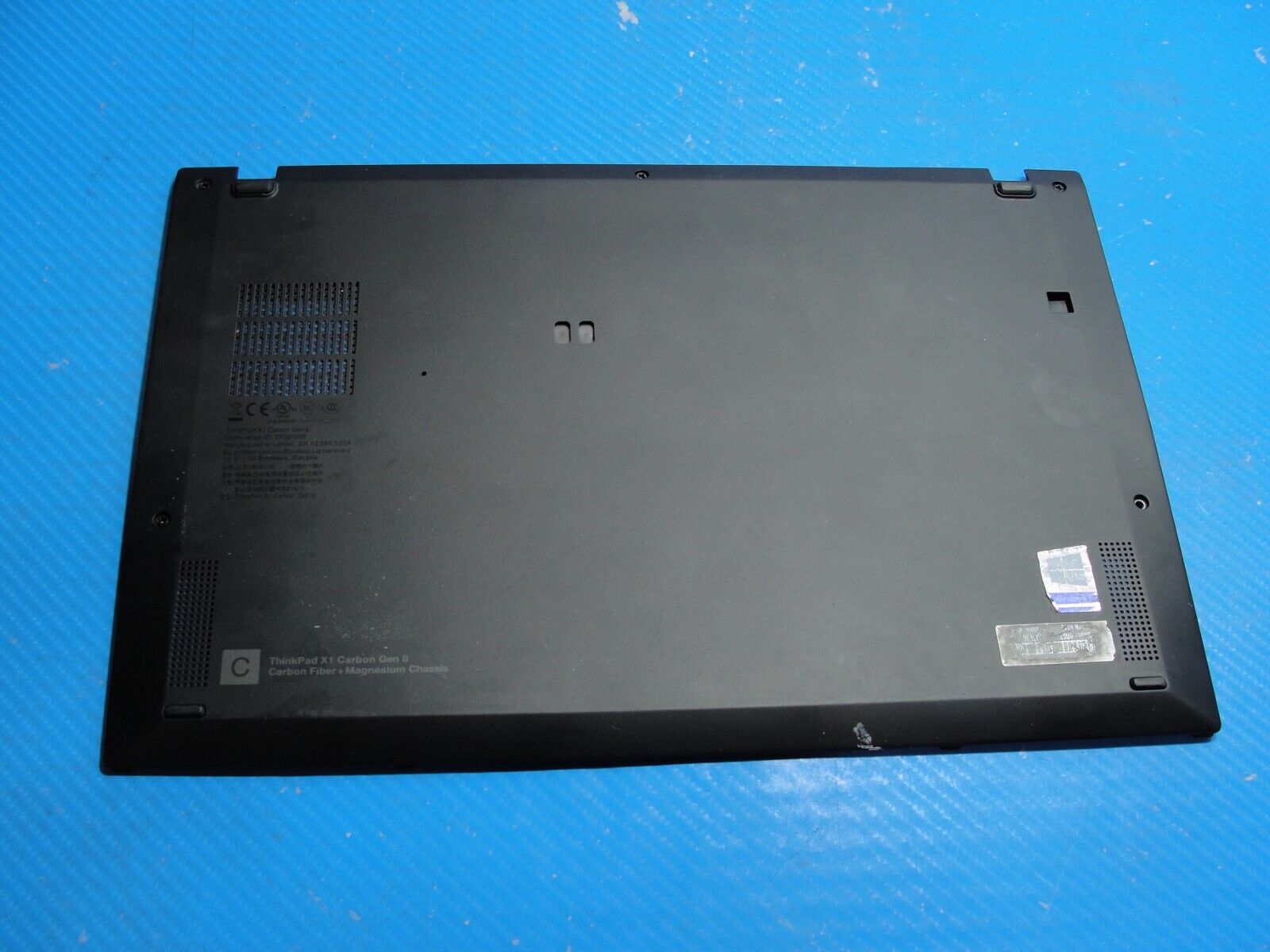 Lenovo ThinkPad 14” X1 Carbon Gen 8 Genuine Laptop Bottom Case AM1L1000200