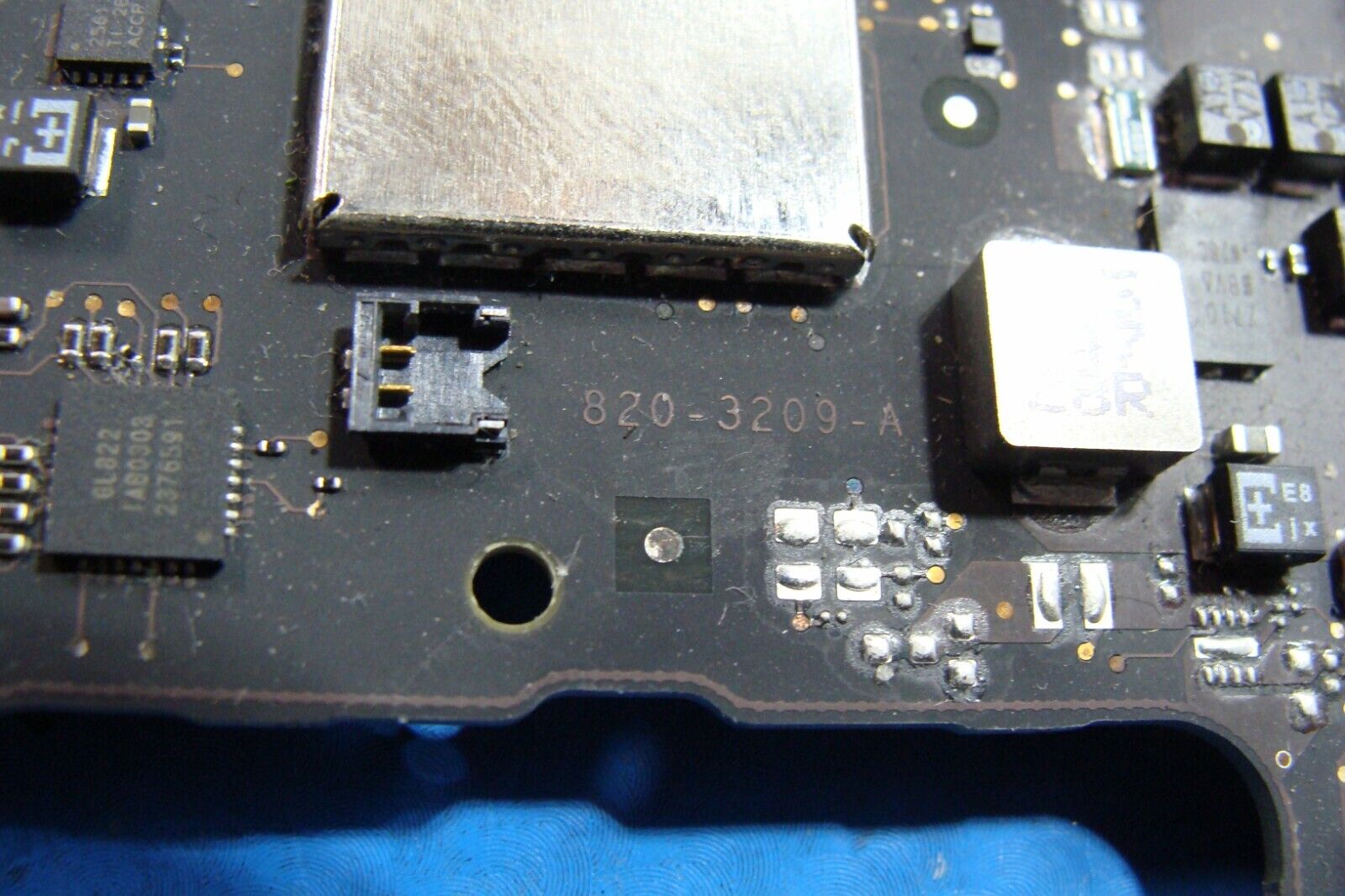 MacBook Air A1466 13