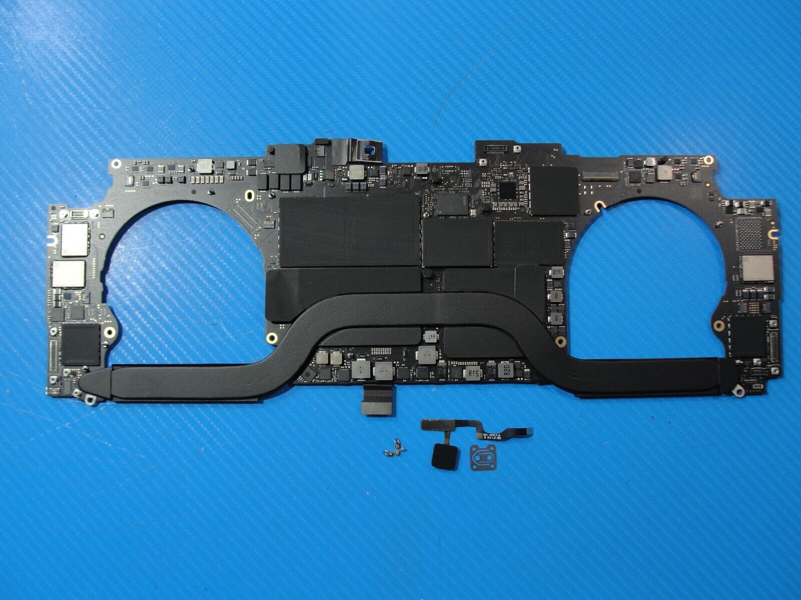 Macbook Pro 16” A2141 2019 i9-9880H 2.4 32GB 5500M 8GB Logic Board 820-01700-A