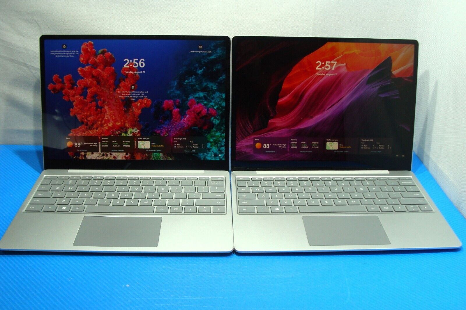 LOT of2 Microsoft Surface Go1943 12.4