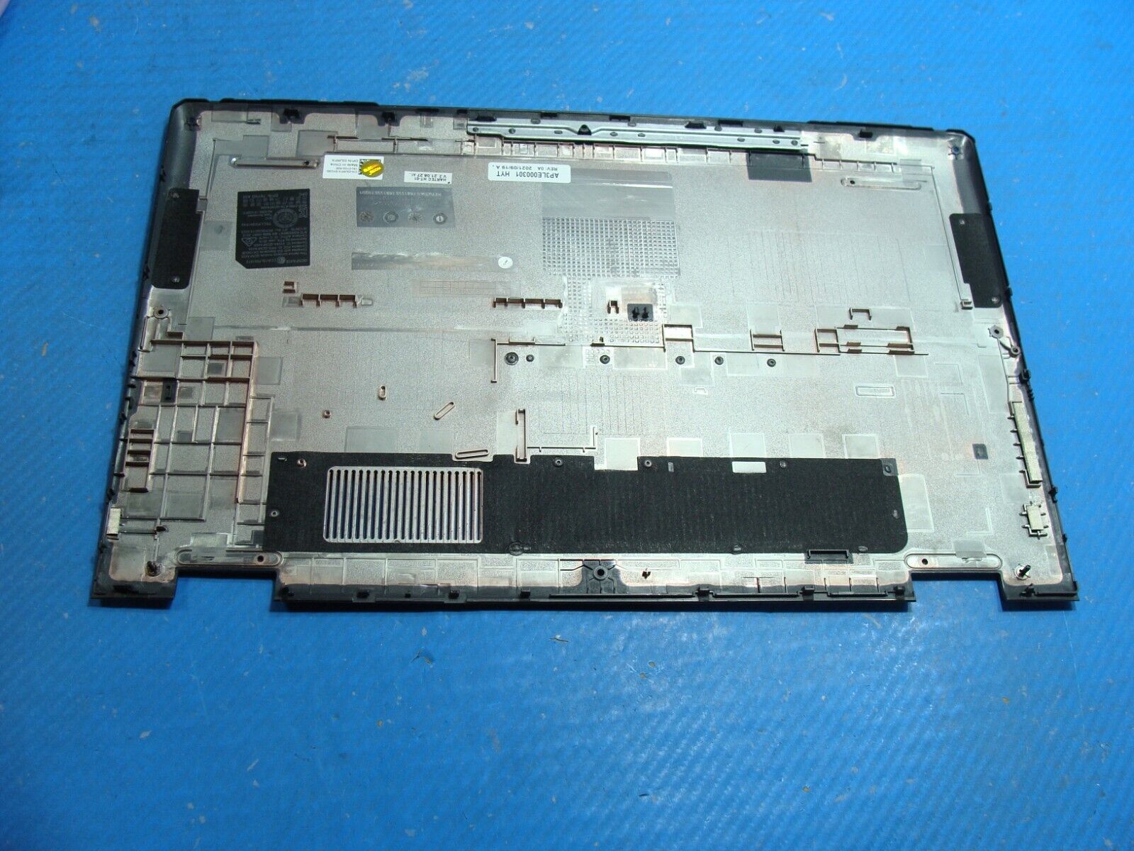 Dell Inspiron 15.6” 15 3511 OEM Laptop Bottom Case Base Cover 3JRFX AP3LE000301