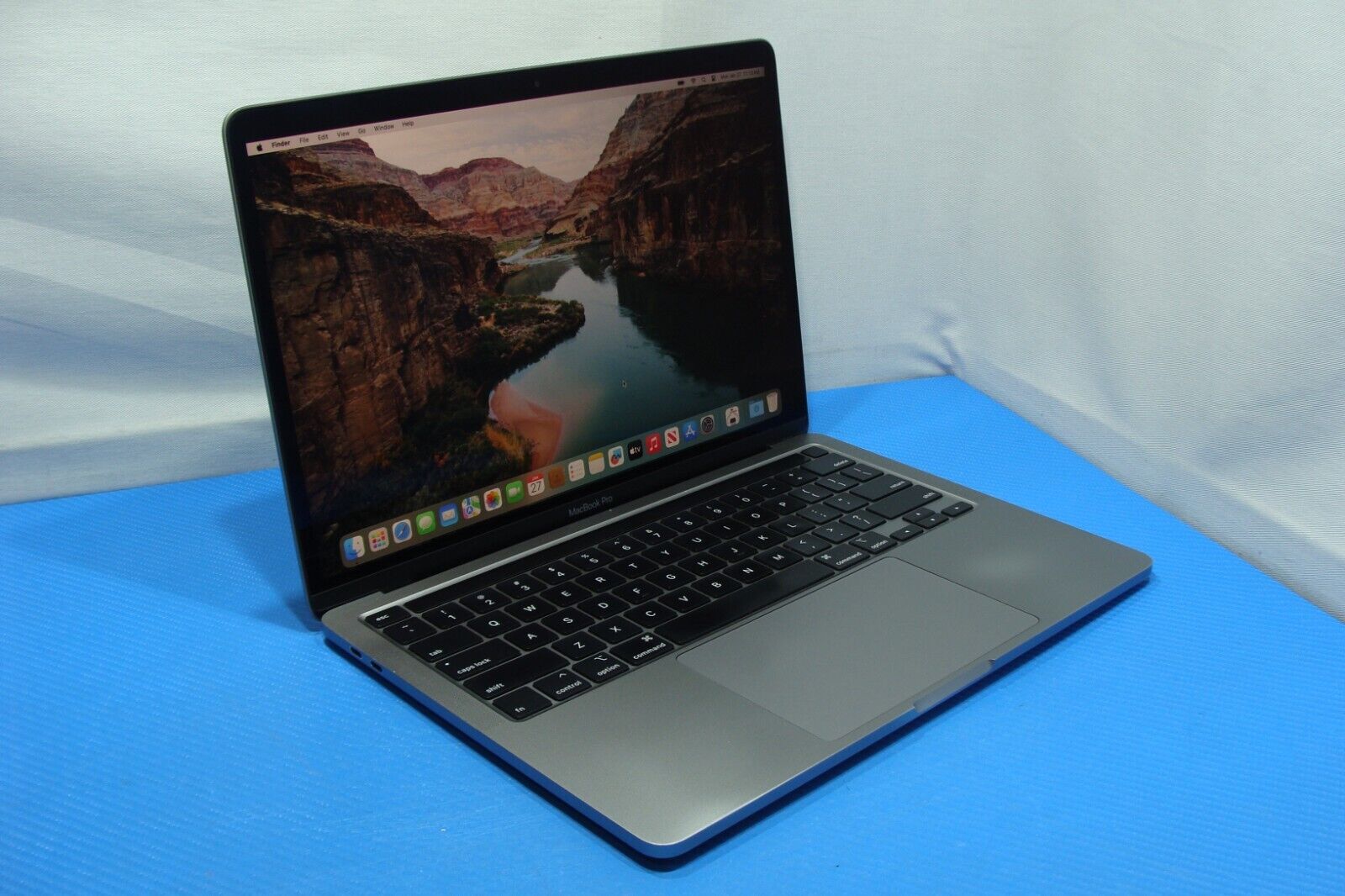 Apple MacBook Pro 13