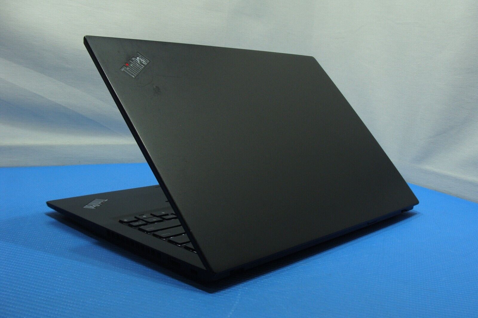 Lenovo ThinkPad T14s Gen 1 14