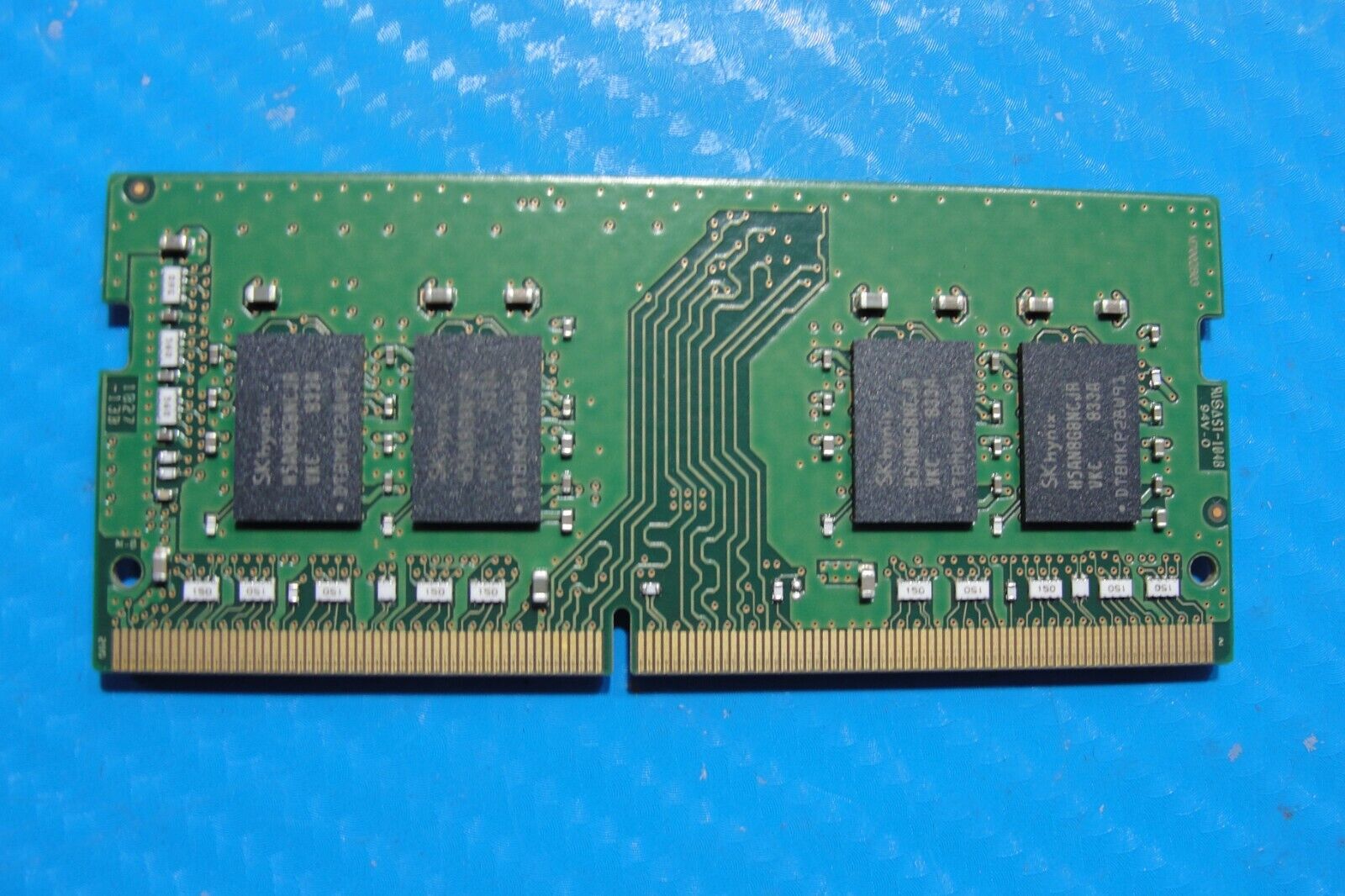 Dell 15 7586 SK Hynix 8GB 1Rx8 PC4-2666V Memory RAM SO-DIMM HMA81GS6CJR8N-VK